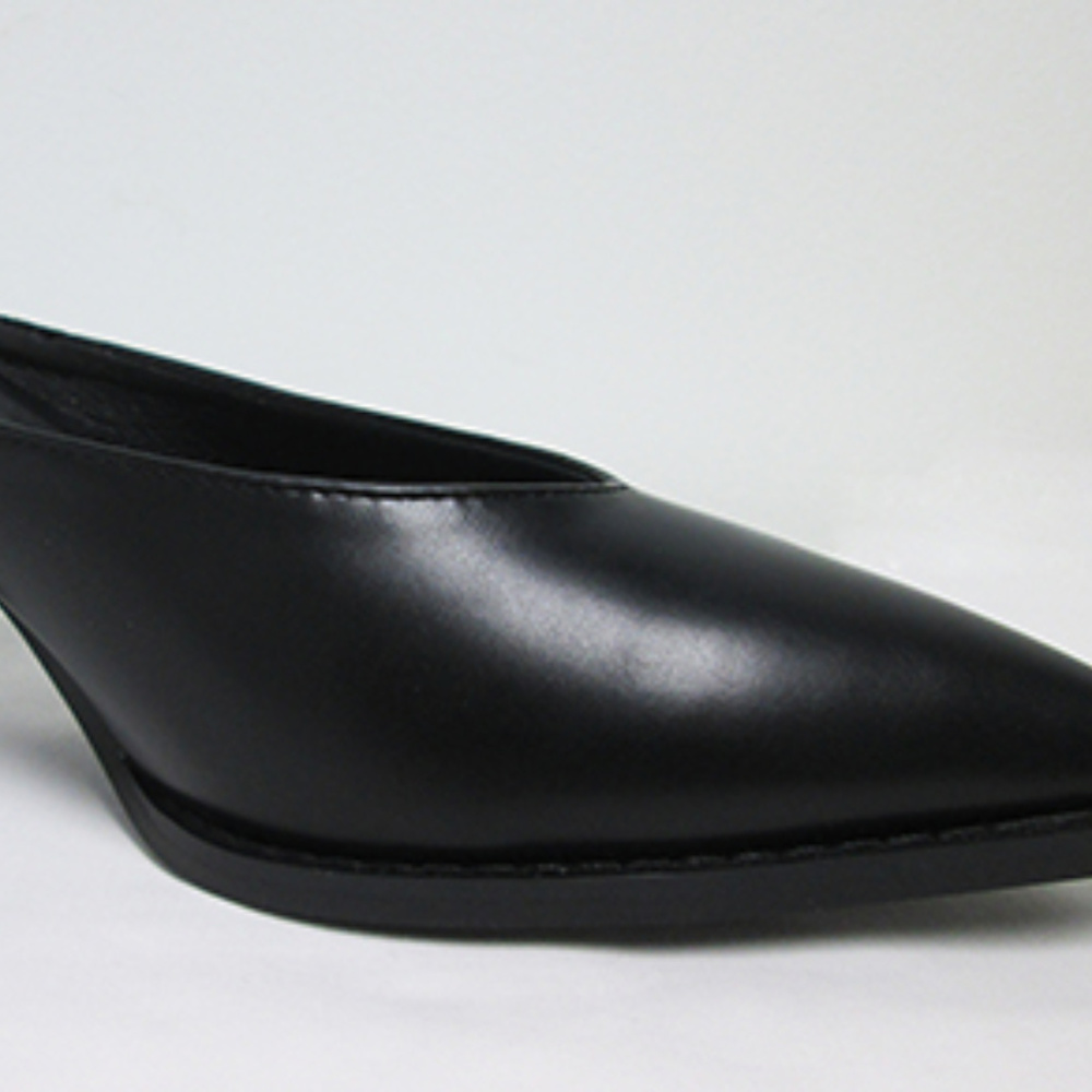 Rome Style Pointed Toe Pumps - Picture 6 of 8